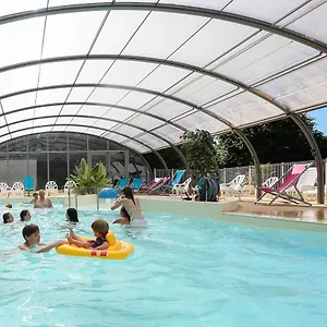 Camping Le Vallon Aux Merlettes, Matignon