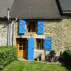 Hébergement de vacances La Porcherie, Hellean